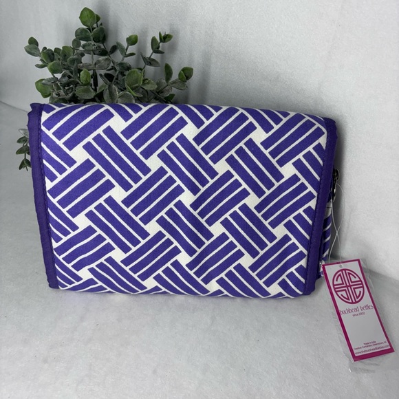 Buckhead Betties travel cosmetic case. Purple and white. NWT - Picture 2 of 10